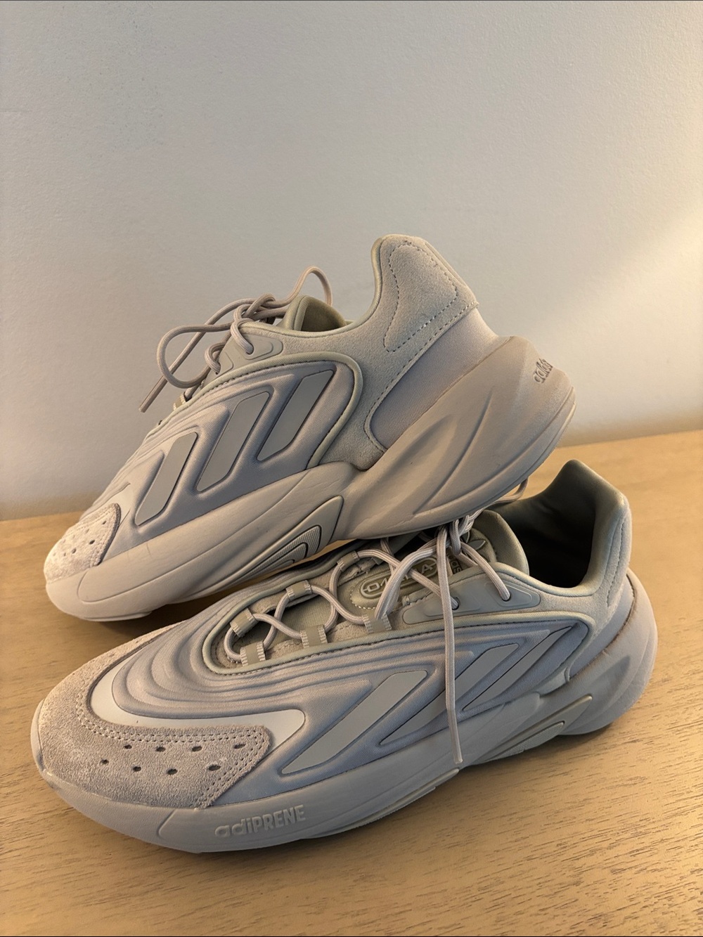 adidas Men's Gray/Taupe Ozelia Sneakers
